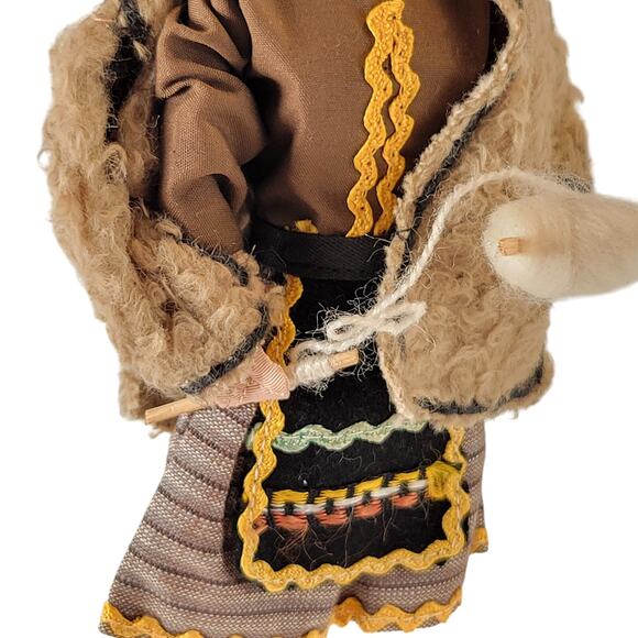 Vintage 7.5" Eastern European Folk Doll 8" Handmade Spinning Wool Costume - Picture 12 of 16